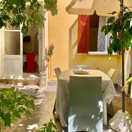 Casa Adele מונטרוסו אל מארה